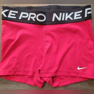 Nike pro 3" shorts